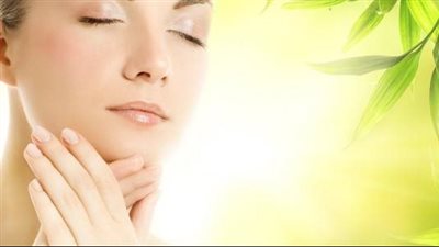 قناع طبيعي وبسيط اجعليه روتين يومي للعناية ببشرتك 