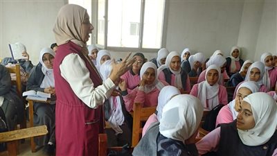 محافظ المنيا يؤكد على أهمية رفع الوعي الصحي وتحسين الصحة العامة للمواطنين 