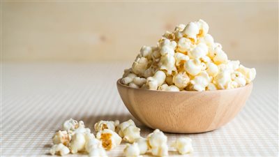 طريقة عمل الفشار، قدميه كوجبة خفيفة ومغذية