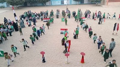 بعد انطلاق العمل بنظام الفترتين، انتظام العملية التعليمية بمدارس الشرقية (صور)