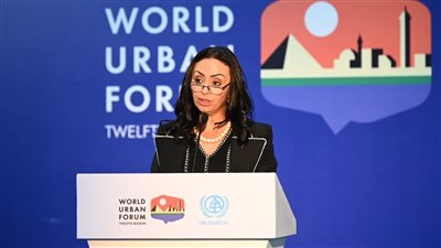 وزيرة التضامن تتلقى تقريرًا عن مشاركة الوزارة في المنتدى الحضري العالمي