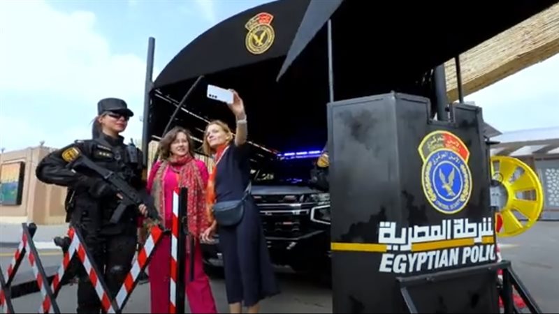 المشاركون فى المنتدى