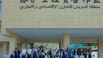 وفد تنسيقية شباب الأحزاب والسياسيين يزور منطقة «تيدا» باقتصادية القناة