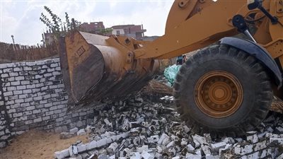 حملات لإزالة التعديات على الأراضي الزراعية في ديرب نجم بالشرقية