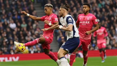 بمشاركة سام مرسي، إبسويتش تاون يتقدم على توتنهام 2-0 في الشوط الأول 