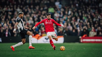 نيوكاسل يفوز على نوتنجهام 3-1 في ريمونتادا مثيرة بالدوري الإنجليزي (صور)