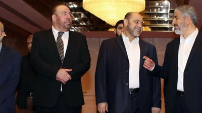 قادة حماس يبحثون عن بديل لـ قطر.. 6 عواصم عربية مرشحة لاستقبال مكاتب الحركة.. حسابات الإخوان ترجح الجزائر.. تركيا تضع شروطا وصنعاء ترحب.. وإيران «بالقائمة»