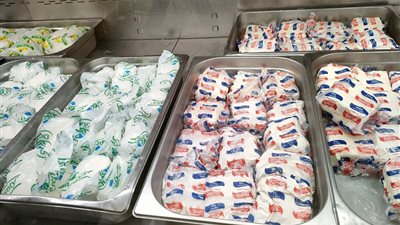 تباين أسعار الجبن في الأسواق اليوم الأحد