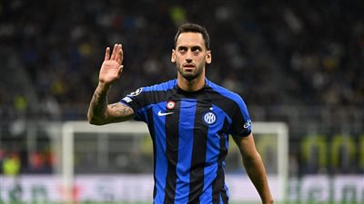 نجم إنتر ميلان يوجه رسالة للجماهير بعد إهدار ركلة جزاء أمام نابولي