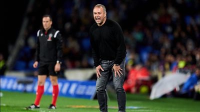 مدرب برشلونة يكشف موقف لامين يامال من المشاركة في السوبر الإسباني