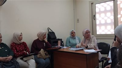  مديرة الإدارة الصحية بالعاشر من رمضان تتفقد المركز الطبية 