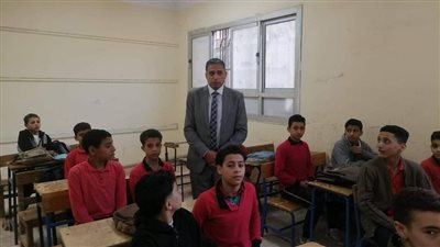 وكيل تعليم الجيزة يستبعد مدير مدرسة برطس الإعدادية لهذا السبب