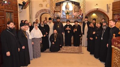 وفد من الكنيسة الروسية يتعرف على تاريخ الرهبنة في مصر
