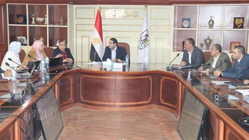 اجتماع وفد وزارة