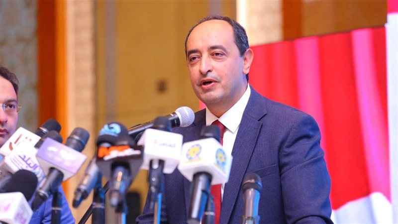 الدكتور عمرو عثمان