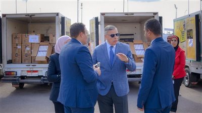 محافظ الإسكندرية يتفقد اصطفاف سيارات بيع البيض بسعر 150 جنيها