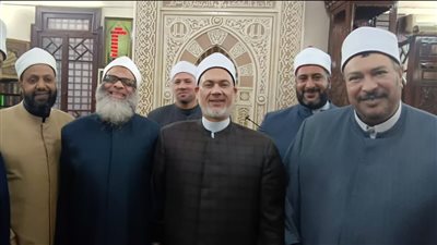 وكيل أوقاف الإسكندرية يجتمع بأئمة ثلاث إدارات لمناقشة الانضباط بالمساجد