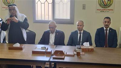 محافظ شمال سيناء يلتقي المحاربين القدماء في العريش