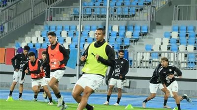 منتخب الشباب يستأنف تدريباته بحضور الفريق أسامة ربيع (صور)