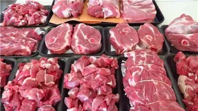  تباين أسعار اللحوم الكندوز في الأسواق، و100 جنيه زيادة بين صغير وكبير السن