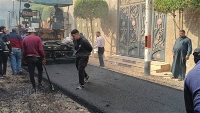 محافظ الغربية: انتهاء أعمال رصف طريق مدخل المقابر بالناصرية 