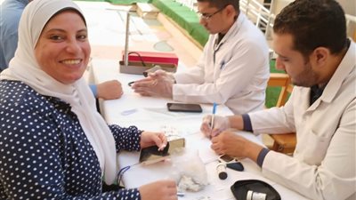 بيطري قنا يشن حملات مكثفة لضمان سلامة الدواجن وخلوها من الأمراض