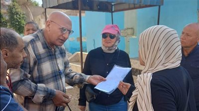 رئيس مركز المنصورة تتفقد الوحدة المحلية بسلامون (صور)