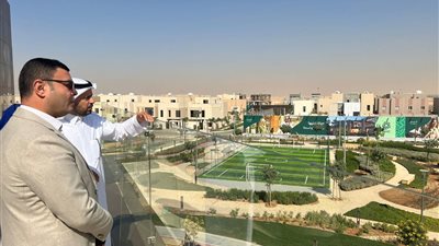 وزير الإسكان يبحث إمكانية مشاركة الشركات المصرية فى تنفيذ المشروعات بالسعودية 