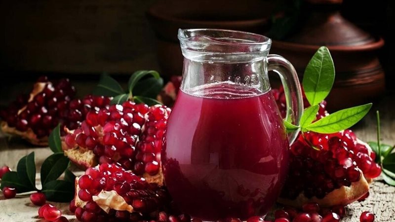 فوائد عصير الرمان