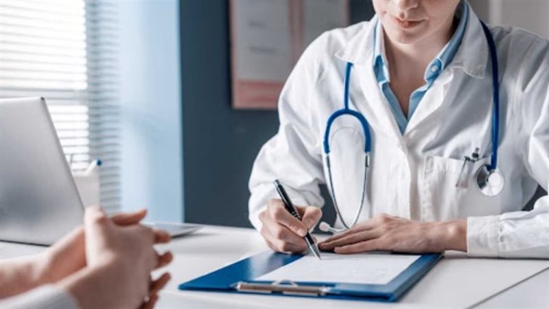 نقابة الأطباء تحقق