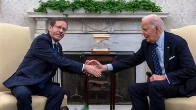 الرئيس الإسرائيلي لـ بايدن: أثبت أنك صهيوني