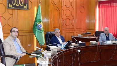 محافظ الإسماعيلية يعلن انطلاق مبادرة لخفض الأسعار الشهر المقبل (صور) 