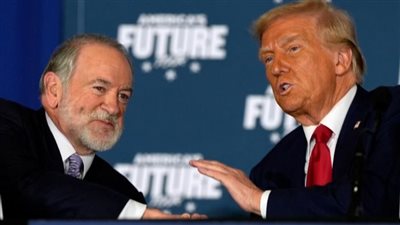 توقف عن حفر قبره بالشوكة، من هو القس المسيحي مايك هاكابي سفير ترامب في إسرائيل؟