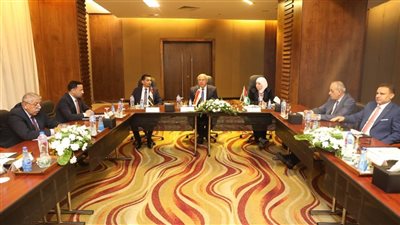 وزير النقل يترأس الاجتماع الـ 83 لشركة الجسر العربي للملاحة (تفاصيل)