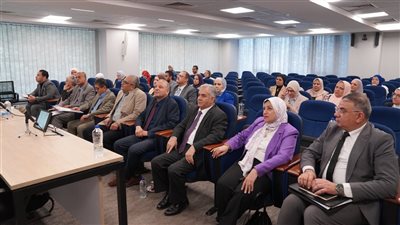 مجلس جامعة عين شمس يناقش اللائحة الموحدة الاسترشادية بنظام الساعات المعتمدة