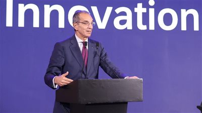 وزير الاتصالات: تسارع الابتكارات بتقنيات الذكاء الاصطناعي جعلها قاسما مشتركا للتنمية