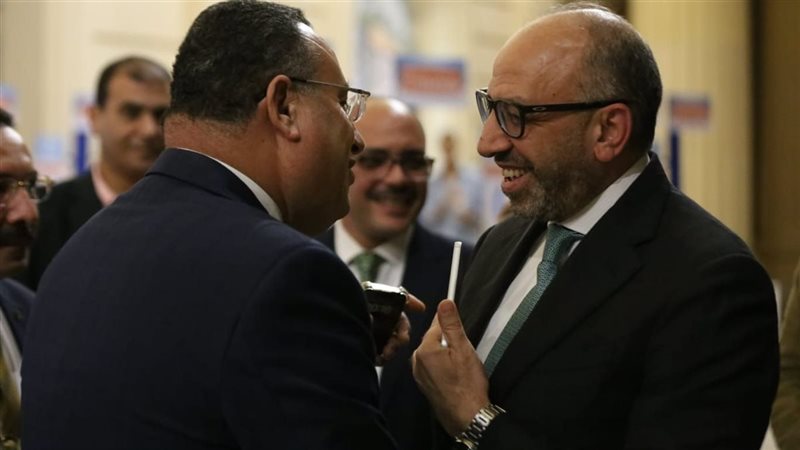حسام المندوه، فيتو