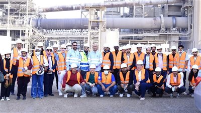 التعليم العالي تنظم زيارة للطلاب الوافدين لمصنع مصر بني سويف للأسمنت