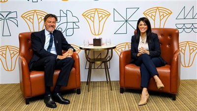 وزيرة التخطيط تستقبل نائب الأمين العام لمنظمة التعاون الاقتصادي والتنمية 