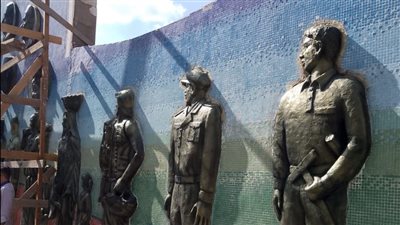 محافظ الدقهلية يتفقد أعمال تطوير جدارية شارع الجيش