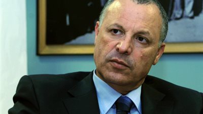 لا تكرر الأخطاء، رياضي يكشف سر ترشح هاني أبو ريدة لرئاسة اتحاد الكرة مرة ثانية 