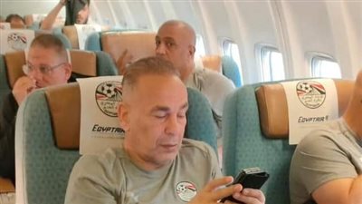 مصر للطيران تنقل المنتخب الوطني لكرة القدم إلى الرأس الأخضر