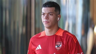 الأهلي يعلن تغريم إمام عاشور بعد مشاجرته مع الشناوي