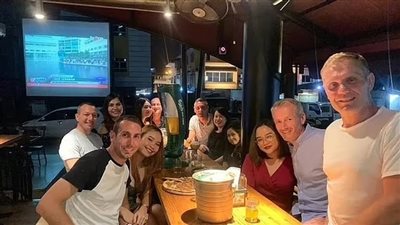 خمر ونساء ومخدرات، الحياة السرية لحكام البريميرليج بعد واقعة ديفيد كوت (فيديو)