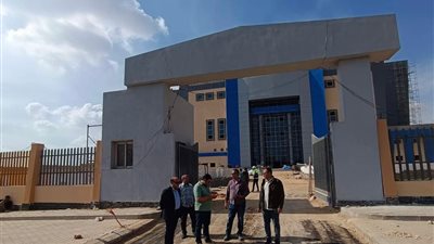 وزير الإسكان: تنفيذ نسبة 84% من مستشفى بسعة 189 سريرًا بمدينة العبور