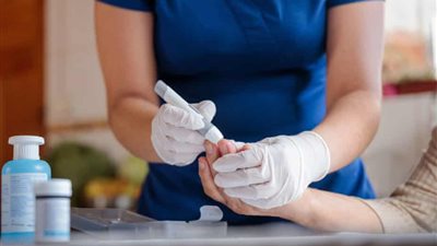 مدير معهد السكر يكشف خطورة السمنة على شرايين الجسم 