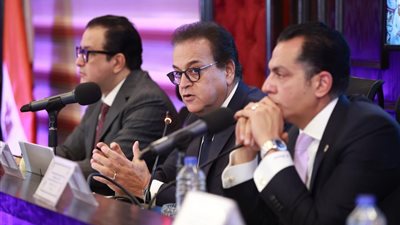 وزير الصحة: الدولة أنفقت 118,3 مليار جنيه على الاستثمار في التنمية البشرية