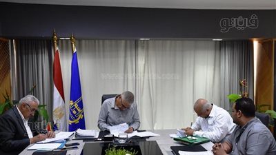 محافظ أسوان: حققنا معدلات إنجاز كبيرة بملف التقنين واسترداد أراضى الدولة (صور)