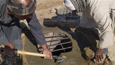 محلية الزينية في الأقصر تتابع أعمال خط الطرد لتشغيل مشروع الصرف الصحي (صور)