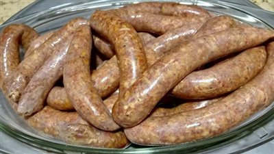 طريقة عمل السجق بتتبيلة مميزة في المنزل